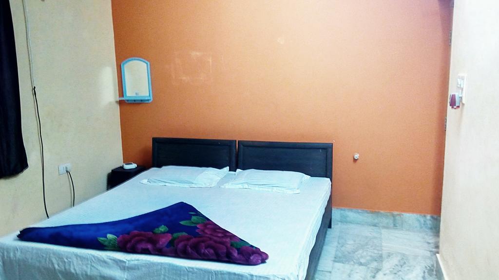 Laughing Buddha Homestay Bhubaneswar Buitenkant foto