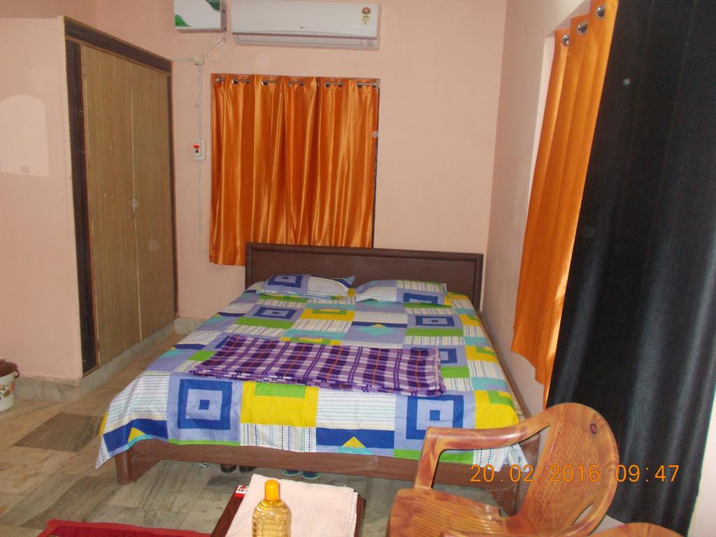Laughing Buddha Homestay Bhubaneswar Buitenkant foto